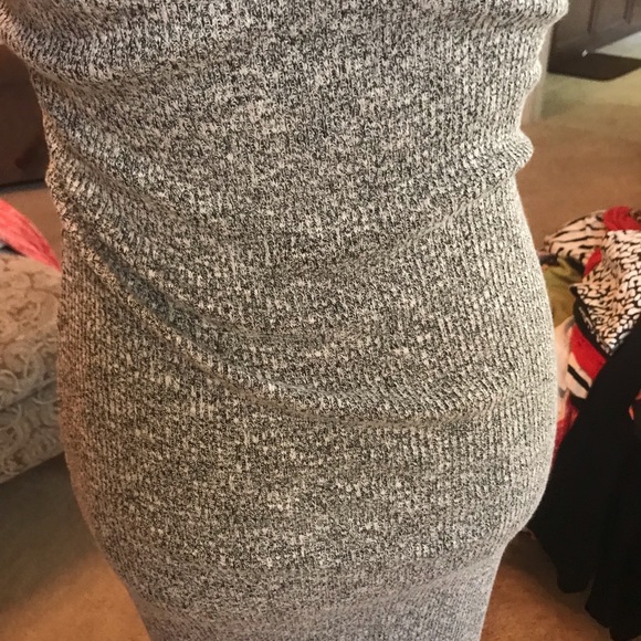 BOSTON PROPER GREY AND WHITE BODYCON DRESS - Picture 6 of 9